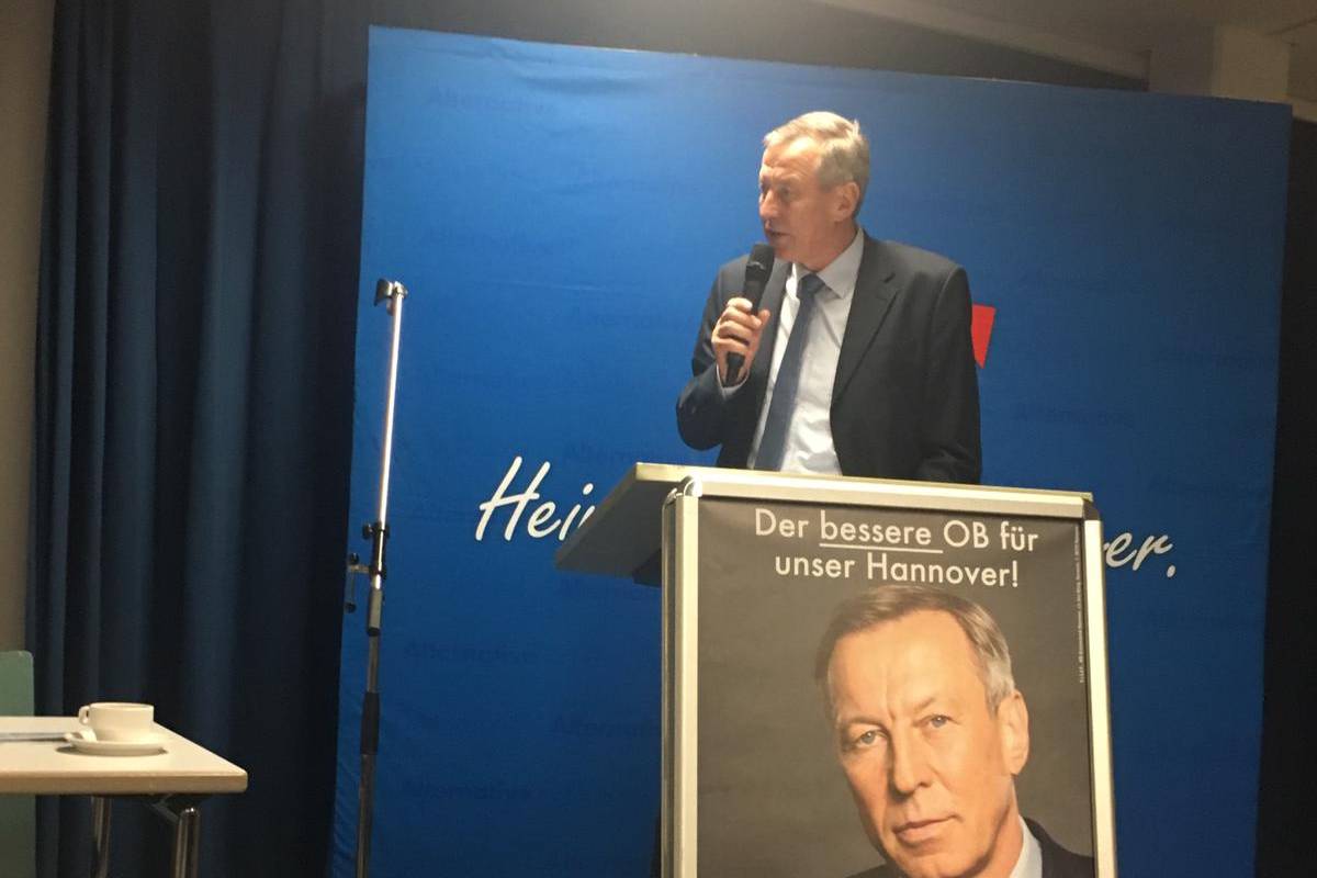 Unser Oberbürgermeisterkandidat Joachim Wundrak, Generalleutnant a.D.